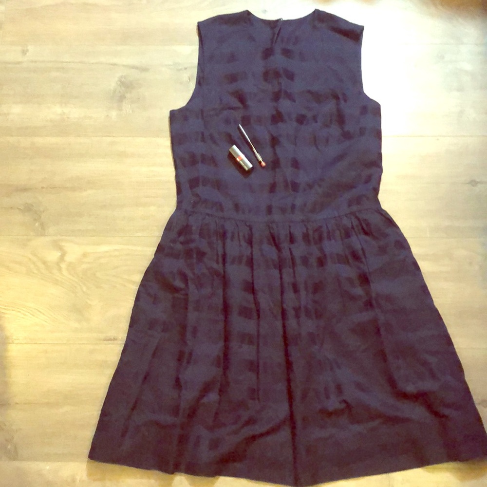Gap two navy tones dress